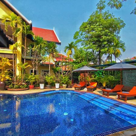 Ravady D'Angkor Hotel Siem Reap Buitenkant foto
