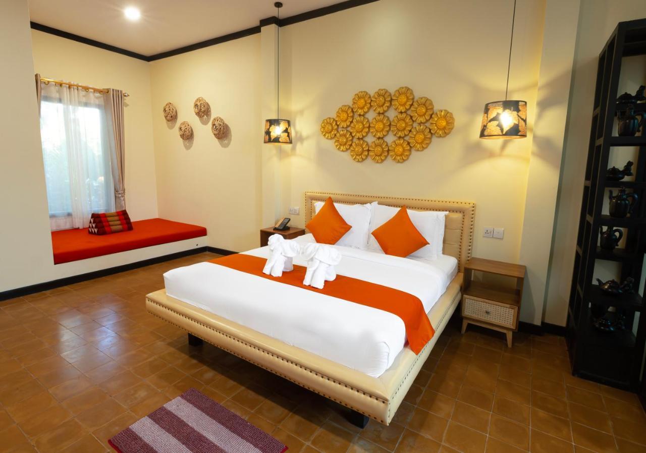 Ravady D'Angkor Hotel Siem Reap Buitenkant foto