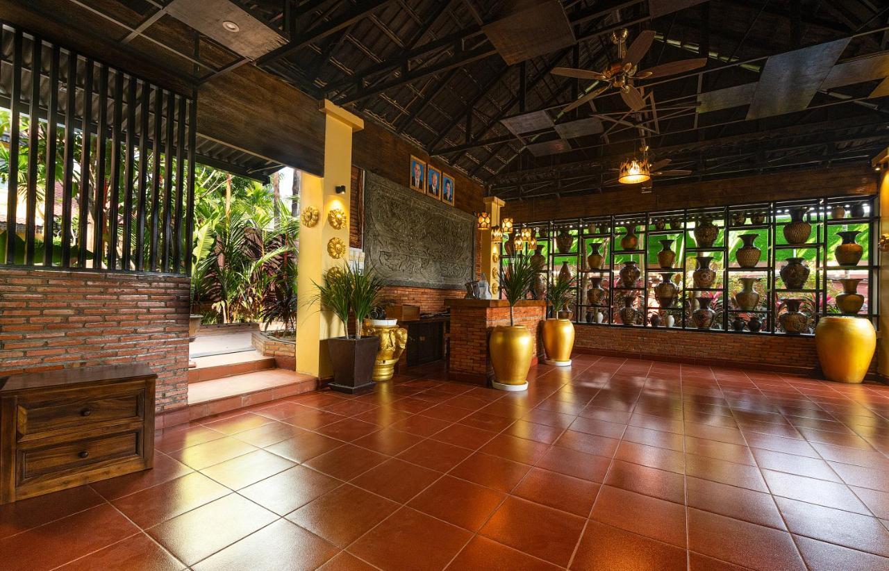 Ravady D'Angkor Hotel Siem Reap Buitenkant foto