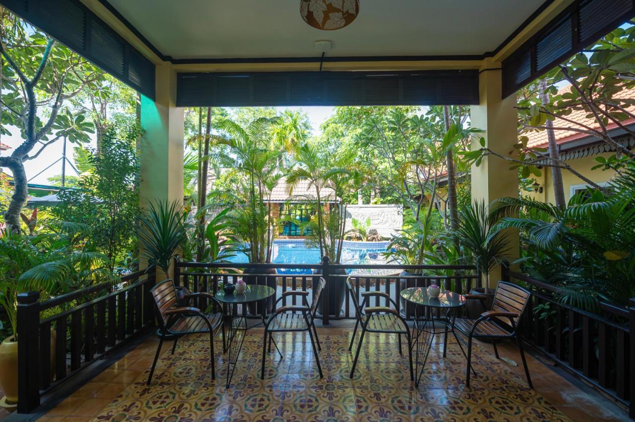 Ravady D'Angkor Hotel Siem Reap Buitenkant foto