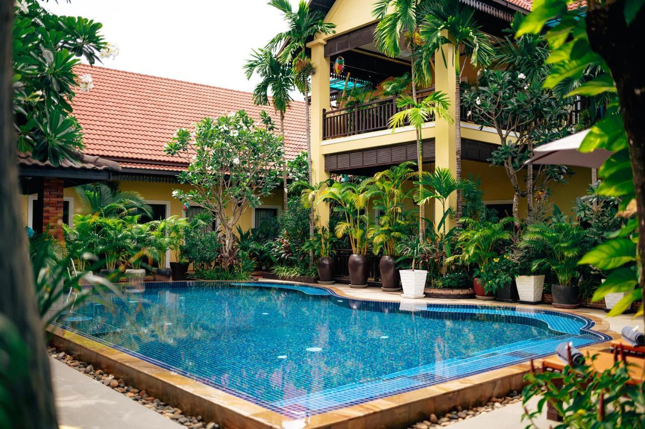 Ravady D'Angkor Hotel Siem Reap Buitenkant foto