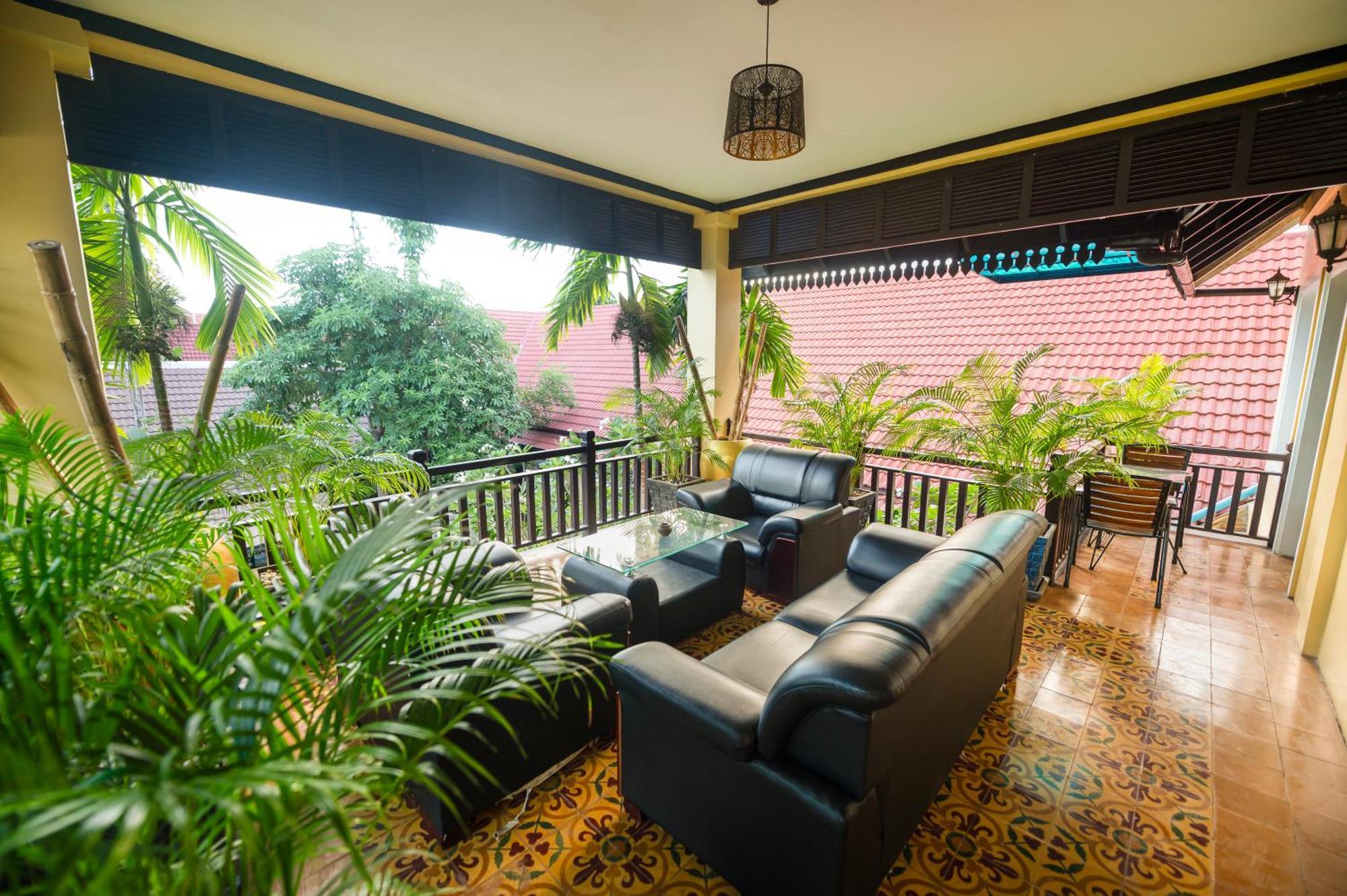 Ravady D'Angkor Hotel Siem Reap Buitenkant foto
